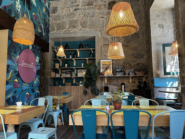 Cafetaria Semente - Art, Coffee & Plant Based Food - Braga