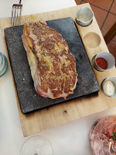 Regata - Gastronomia e hotelaria