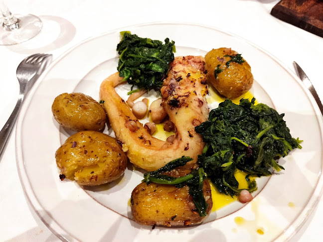 R. do Bonjardim 83, 4000-124 Porto