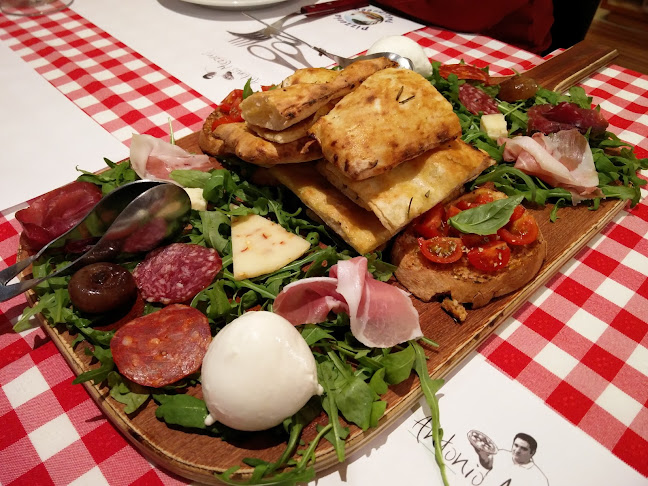 Av. Gen. Norton de Matos 35, 4450-191 Matosinhos