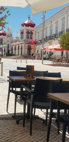 https://www.facebook.com/hamburgueriadabaixa/