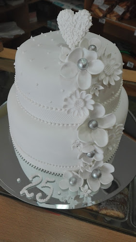 R. Dr. Bento Carqueja 47, 3720-214 Oliveira de Azeméis