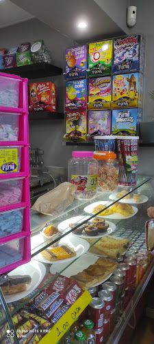 Av. das Flores 171, 4470-030 Maia