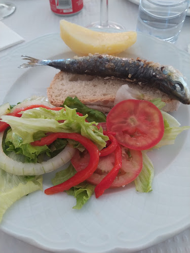 Opinii despre Casa 1º de Janeiro în Seixal - Gastronomia e hotelaria