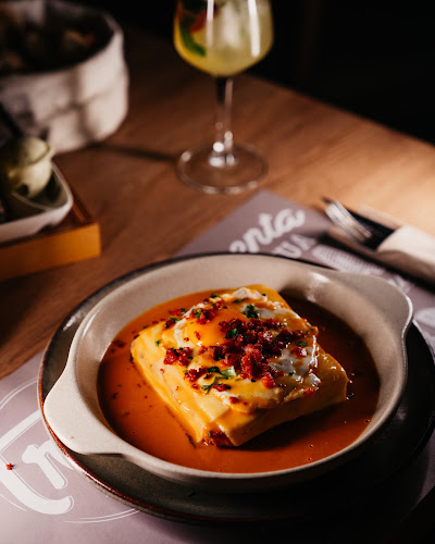 Troia Pizzaria & Restaurante - Gastronomia e hotelaria