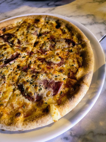 Opinii despre Pizza na Lenha Lisboa (Bengal Tandoori) în Lisboa - Gastronomia e hotelaria