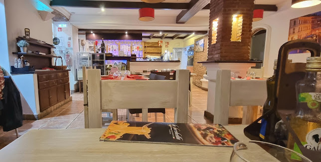 R. Conselheiro Bivar 42, 8000-343 Faro