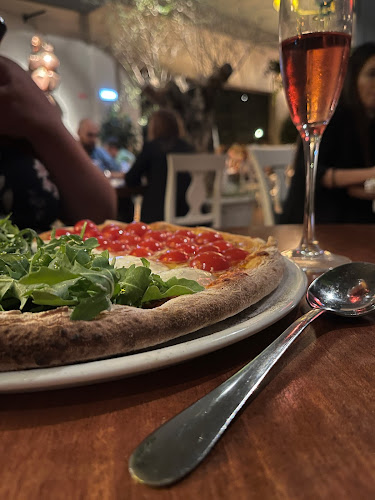 BOX 208 Italian Food - Gastronomia e hotelaria