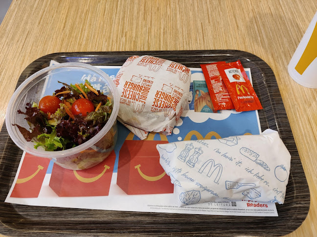 Opinii despre McDonald's - Estação Viana Shopping în Viana do Castelo - Gastronomia e hotelaria