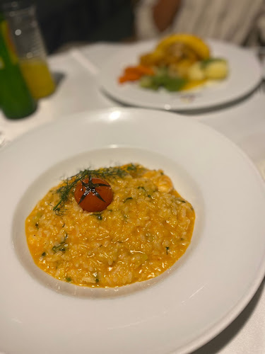 Tiles Restaurant - Gastronomia e hotelaria