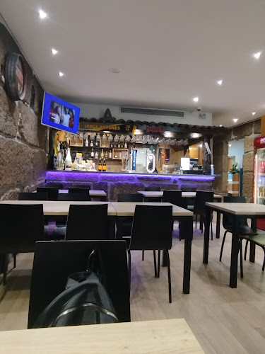 Casa das Francesinhas Pingarelho - Snack-Bar - Gastronomia e hotelaria