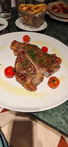 Opinii despre Omaggio Praia do Sal în Alcochete - Gastronomia e hotelaria