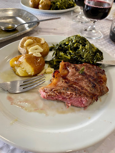 Restaurante Real Sport Clube - Gastronomia e hotelaria