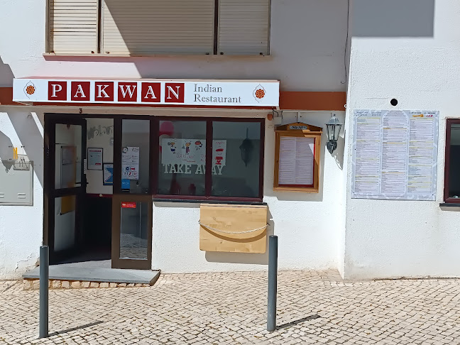 Portugal, R. 1º de Maio 3, 8600-172 Luz