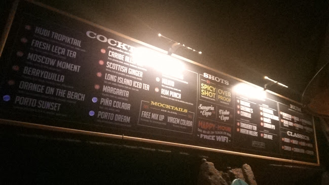 Egas Surf bar - Gastronomia e hotelaria