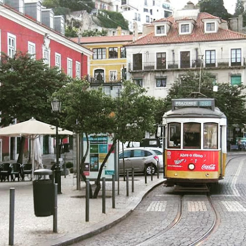 Opinii despre Café Amanhecer în Póvoa de Santo Adrião - Gastronomia e hotelaria