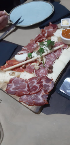 3 Copos - Tapas e Vinhos Phone number