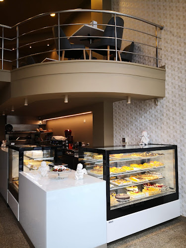 Pasteleria Anjo Doce