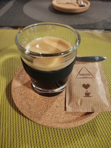 R. Curvo Semedo 39, 7050-165 Montemor-o-Novo