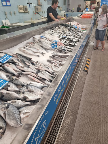 Opinii despre Mercado da Trafaria în Trafaria - Gastronomia e hotelaria