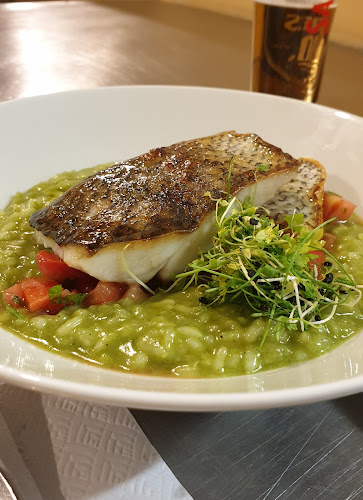 Opinii despre Damas în Lisboa - Gastronomia e hotelaria