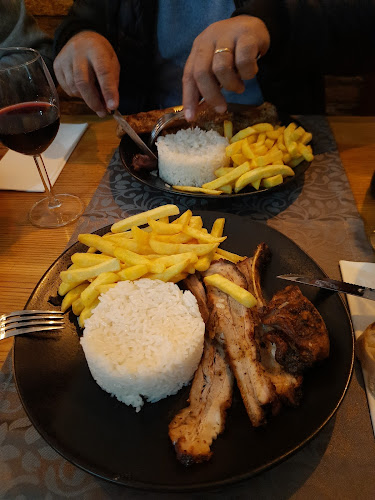 Rua Professor Francisco Corujo, n° 209 B Gafanha da Encarnação, 3830-524 Aveiro