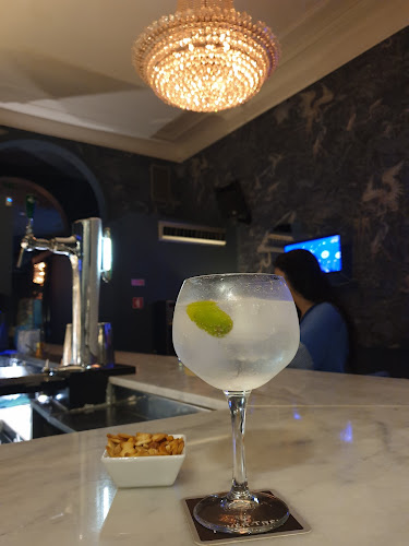Opinii despre The Gin House în Porto - Gastronomia e hotelaria