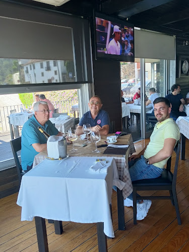 Av. José Joaquim Ferreira 2984, 4515-462 Melres