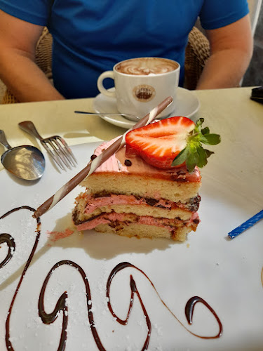 Golden Gate Grand Café