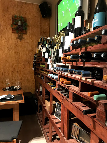 3 Copos - Tapas e Vinhos - Apúlia