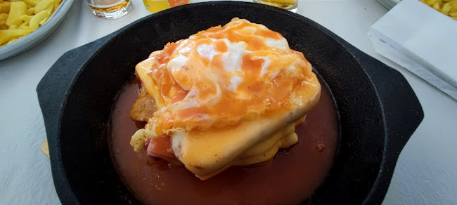 Café Santos, Toni e Ana