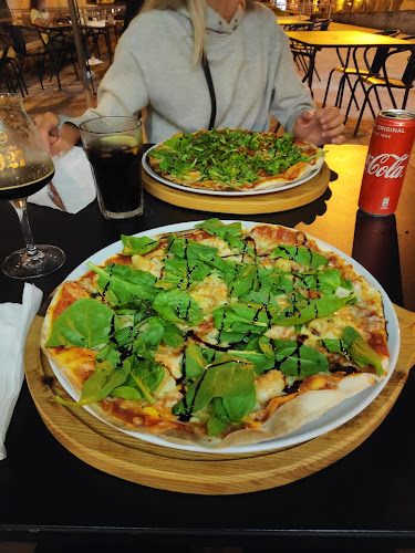 Praça Conde de Agrolongo 182 183, 4704-524 Braga