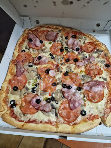 Opinii despre Pizzaria e Cervejaria Campas în Landim - Gastronomia e hotelaria