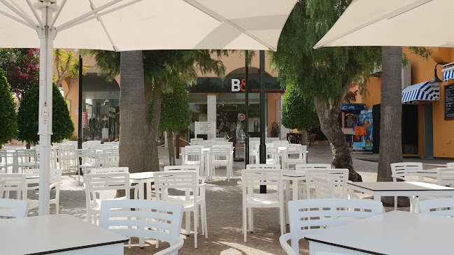 Comentarii opinii despre Capriccio