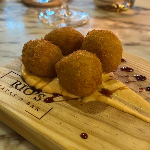 Opinii despre Rio's Tapas & Bar în Porto - Gastronomia e hotelaria