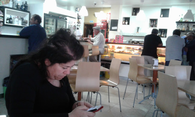 Cafe Snak-bar Casa Do Adro - Gastronomia e hotelaria