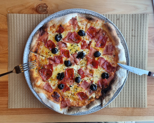 Restaurante-Pizzaria Beira Rio - Gastronomia e hotelaria