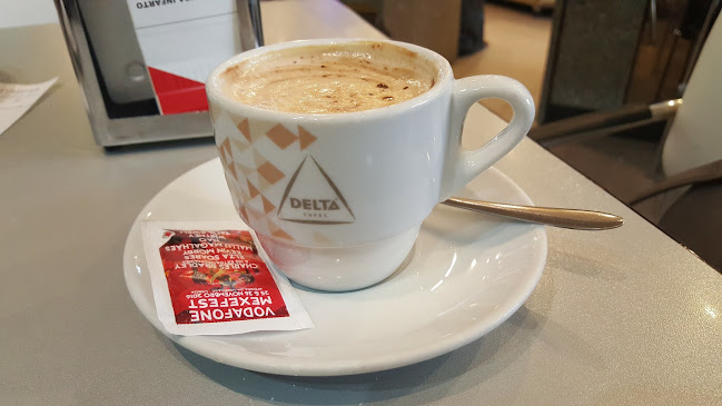 Opinii despre Cristal 98-pastelaria E Pão Quente Lda în Guarda - Gastronomia e hotelaria