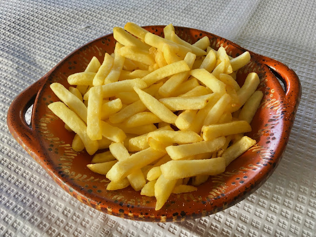 Opinii despre Pão Quente Jovem - Snacks în Vilarinho - Gastronomia e hotelaria