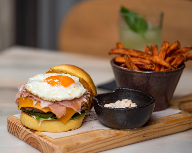 Opinii despre Vermuteria da Baixa în Porto - Gastronomia e hotelaria