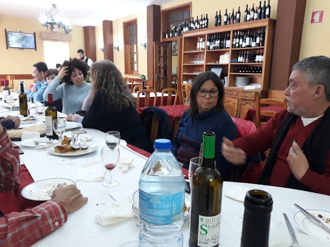 Opinii despre Churrasqueira Restaurante Bom Retiro în Valbom - Gastronomia e hotelaria