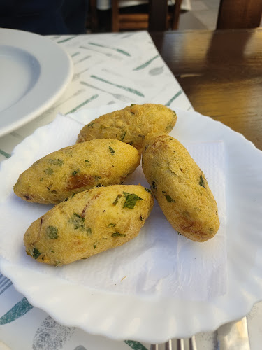 R. das Virtudes 32, 4050-630 Porto