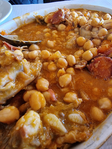 Tasca do João desde 1976 - Gastronomia e hotelaria