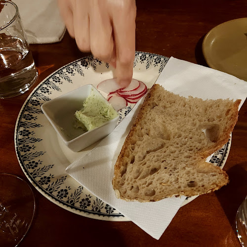 Comentarii opinii despre Apego