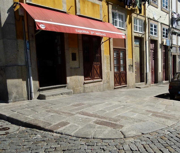 Opinii despre Taberna Santo António în Porto - Gastronomia e hotelaria