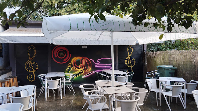 Meia Coroa - Gastronomia e hotelaria