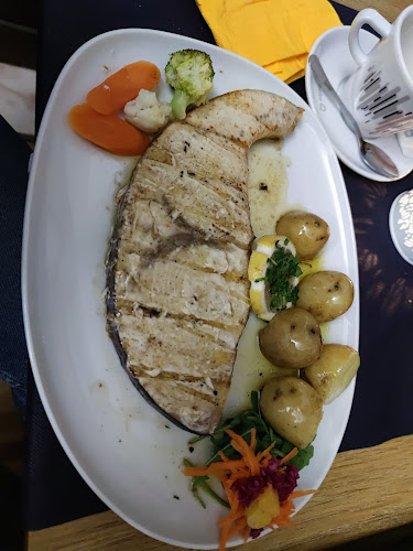 Jota Lita - Gastronomia e hotelaria