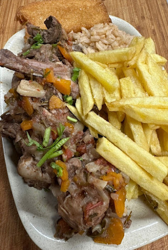 R. Frei António das Chagas 28-A, 2900-089 Setúbal