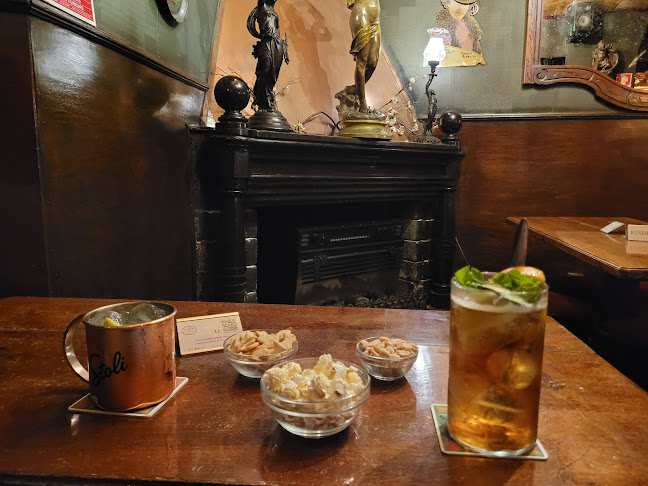 Comentarii opinii despre Foxtrot