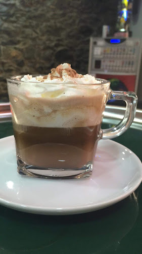 Opinii despre 3°estação café în Funchal - Gastronomia e hotelaria